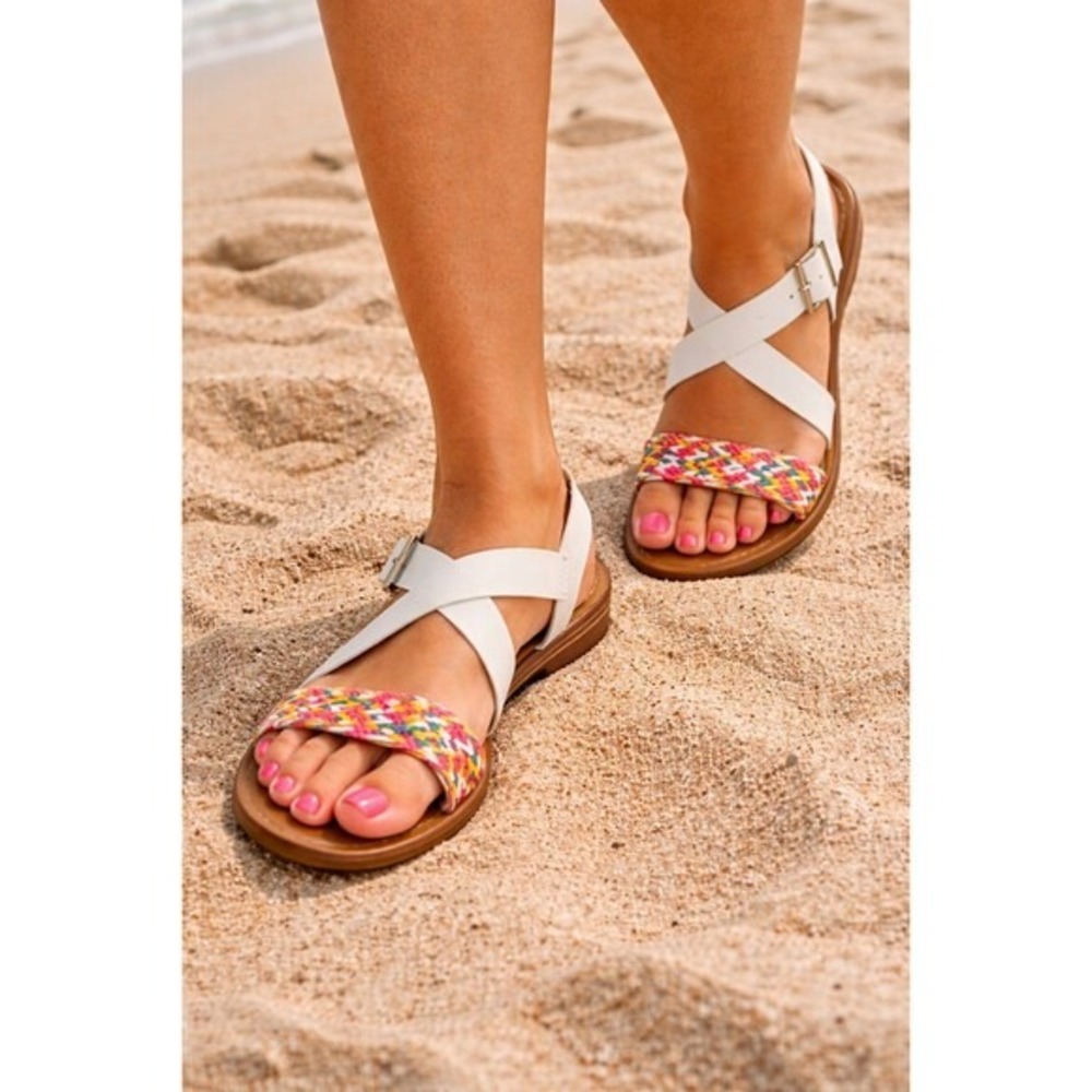 SO Crisscross Sandals Women Size 7.5 White Excellent Braided‎ Strap Boho Beach